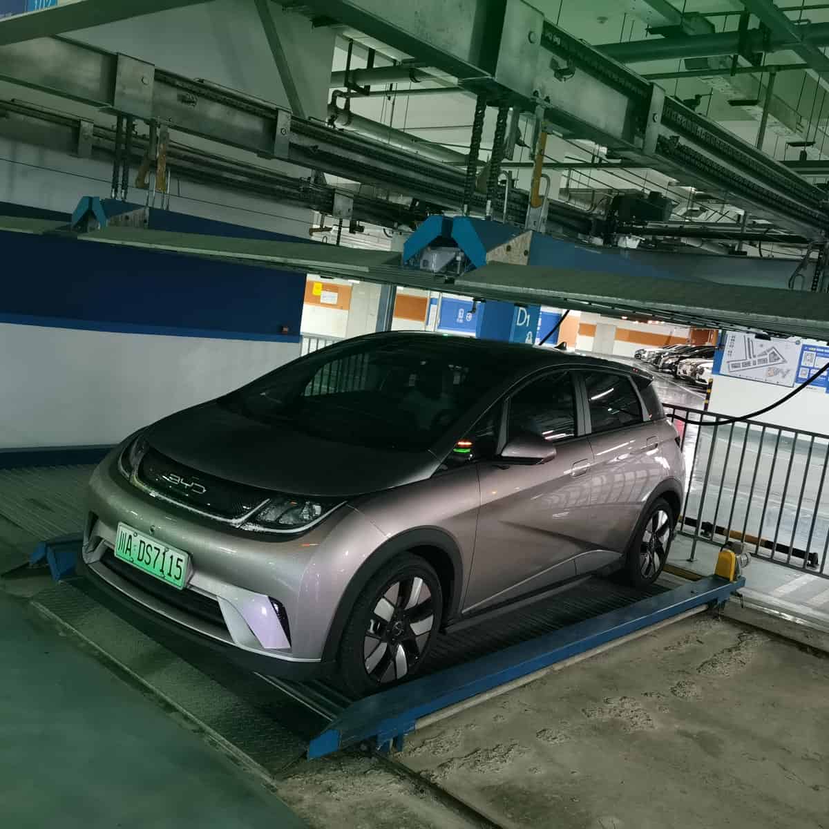 二層單列升降橫移機械式立體停車設(shè)備